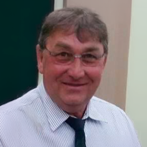 LUIS CARLOS LESSKIU